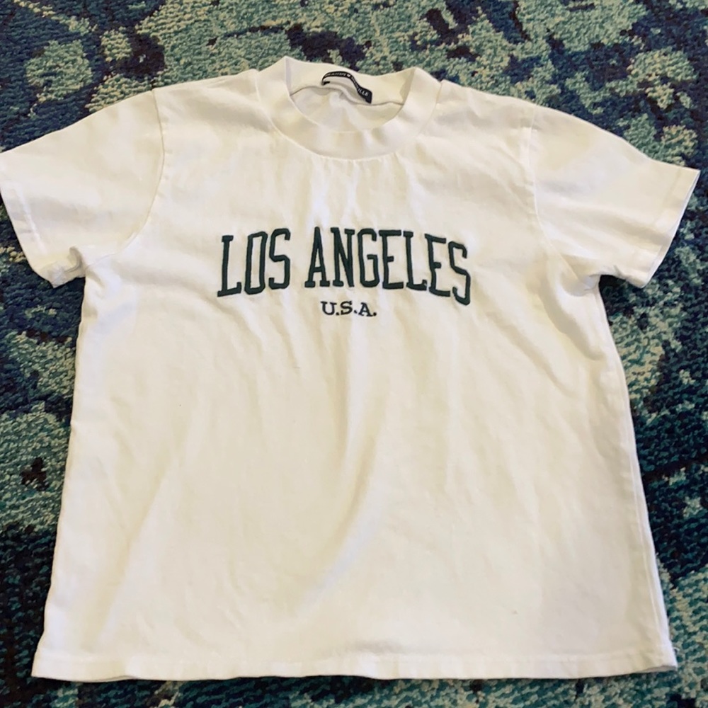 Cute Brandy Melville Los Angeles baby tee